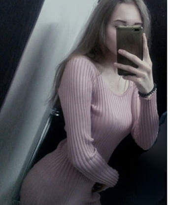 Живу в Москве и готова стать твоей сексуальной фантазией. 🌟
Моя опытность позволяет мне разнообразить любое наше свидание. Я обожаю экспериментировать и познавать новое. Готова исполнить твои самые сокровенные желания и сделать тебя счастливым.
В моих услугах входит все, что можно себе представить. От нежных ласк и массажа до страстного секса и ролевых игр. Уверяю, будешь в восторге от нашей встречи. 😘
Мои фото полностью соответствуют действительности. Я выгляжу так, как на них. Об этом говорят и положительные отзывы моих клиентов. Они отмечают мою красоту, страсть и профессионализм. Ты можешь быть уверен, я доставлю тебе удовольствие.
Так что, не теряй времени зря и позвони мне прямо сейчас. Я с нетерпением жду нашей встречи в Москве. Только ты и я, будь уверен, это будет потрясающе! 💋 Света