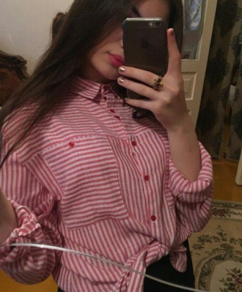 Живу в Москве и готова стать твоей сексуальной фантазией. 🌟
Моя опытность позволяет мне разнообразить любое наше свидание. Я обожаю экспериментировать и познавать новое. Готова исполнить твои самые сокровенные желания и сделать тебя счастливым.
В моих услугах входит все, что можно себе представить. От нежных ласк и массажа до страстного секса и ролевых игр. Уверяю, будешь в восторге от нашей встречи. 😘
Мои фото полностью соответствуют действительности. Я выгляжу так, как на них. Об этом говорят и положительные отзывы моих клиентов. Они отмечают мою красоту, страсть и профессионализм. Ты можешь быть уверен, я доставлю тебе удовольствие.
Так что, не теряй времени зря и позвони мне прямо сейчас. Я с нетерпением жду нашей встречи в Москве. Только ты и я, будь уверен, это будет потрясающе! 💋 Света